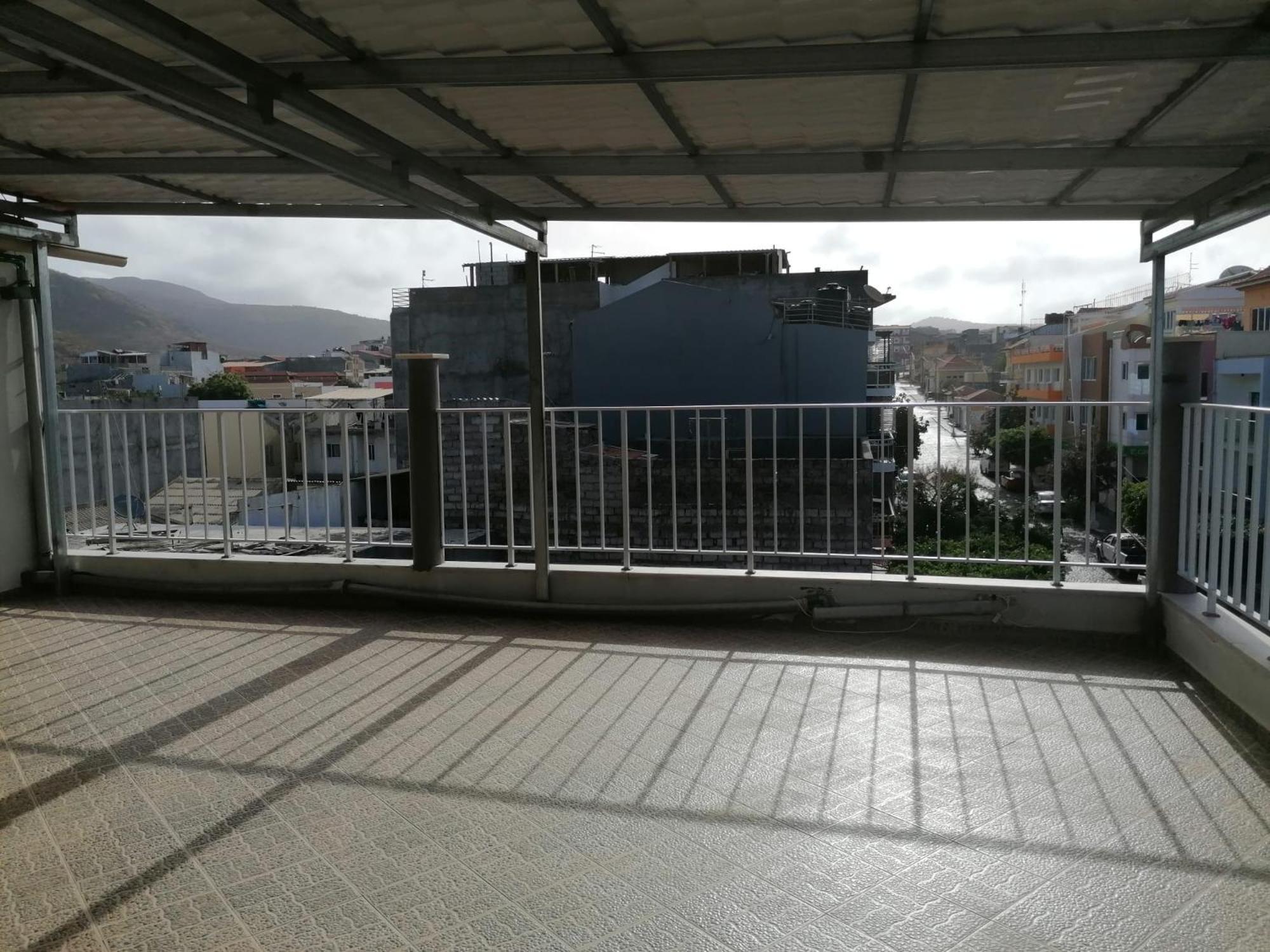 Casa Cabral : Big Apartment Next To The Beach Tarrafal  Buitenkant foto
